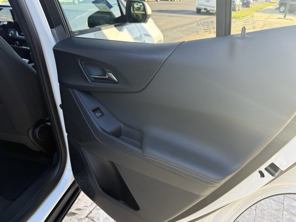 New 2026 Chevrolet Equinox LT w/ Safety and Technology Package image 37