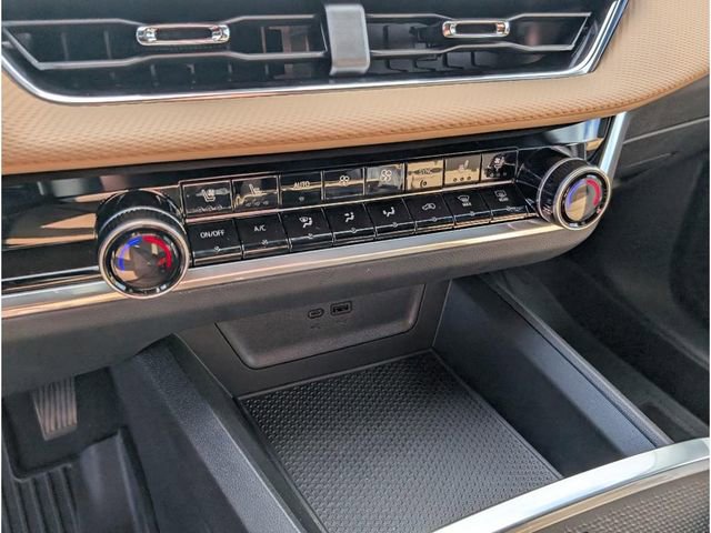 New 2026 Chevrolet Equinox ACTIV w/ Convenience Package III image 21