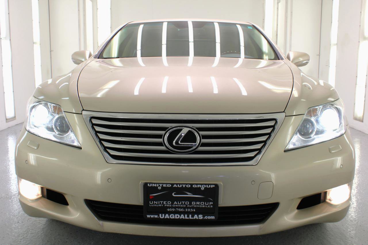 Used 2012 Lexus LS 460 w/ Luxury Value Edition RWD image 27
