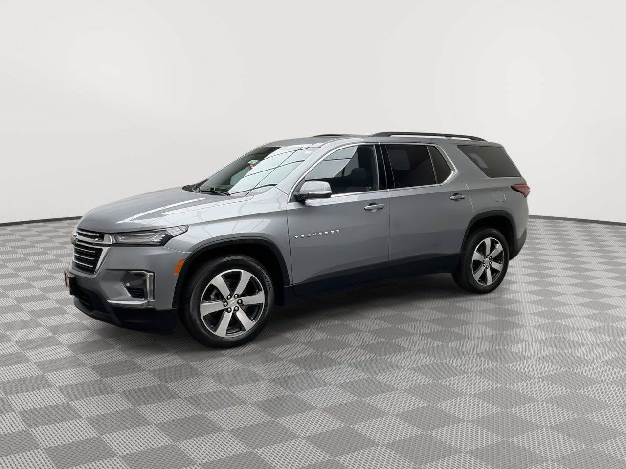 Certified 2023 Chevrolet Traverse LT w/ LT Premium Package AWD/4WD image 41