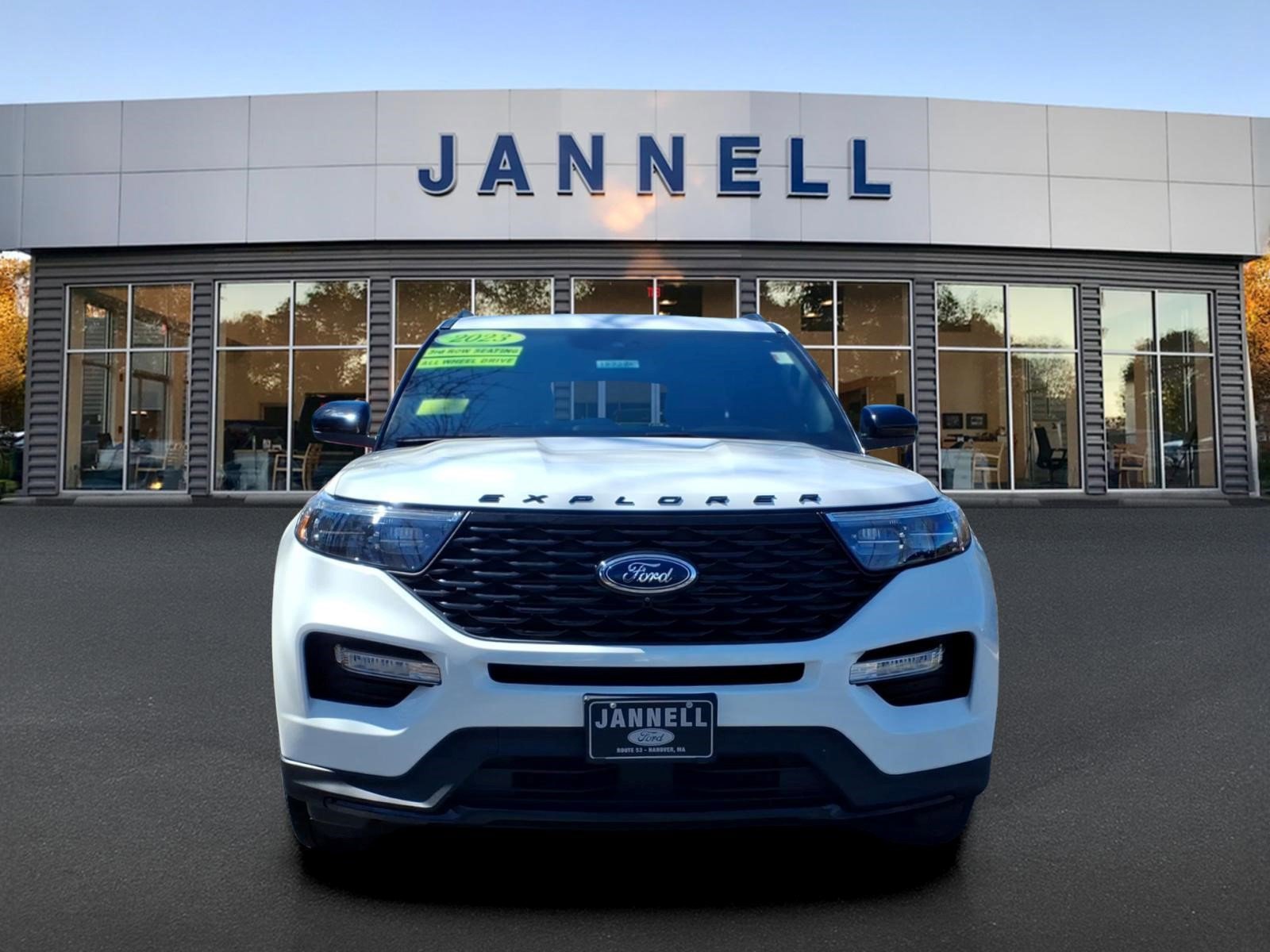 Used 2023 Ford Explorer ST-Line w/ Class IV Trailer Tow Package image 2