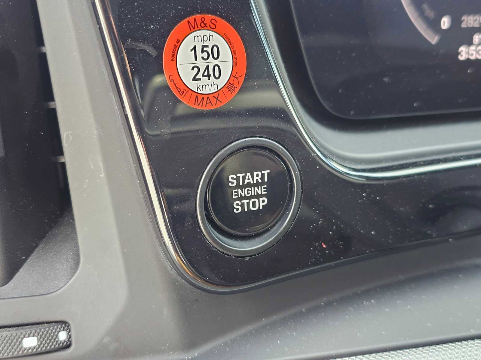 Used 2024 Porsche Cayenne image 27