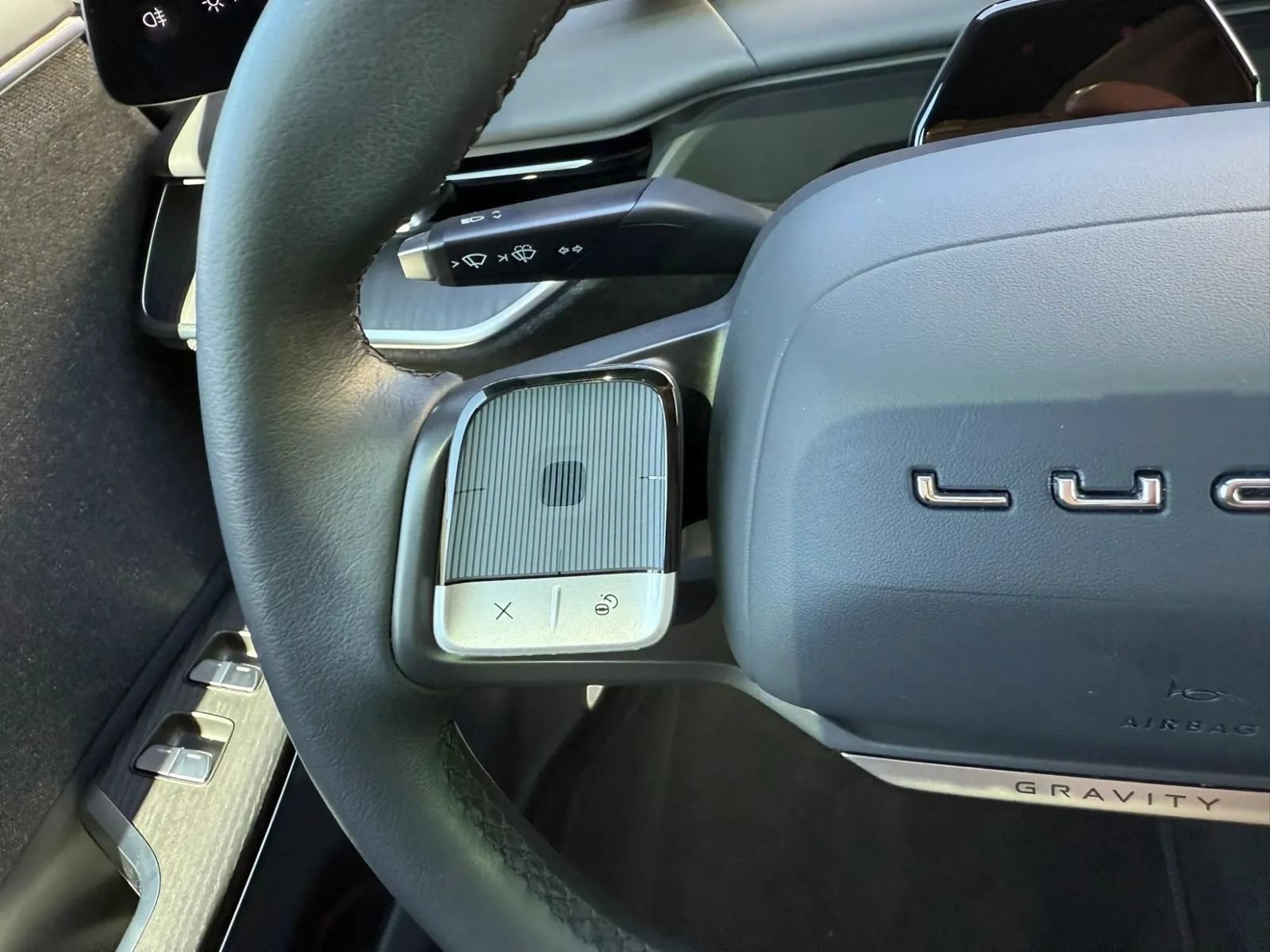 Used 2026 Lucid Gravity Grand Touring AWD/4WD image 21