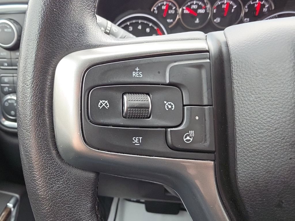 Used 2021 Chevrolet Silverado 1500 RST image 13