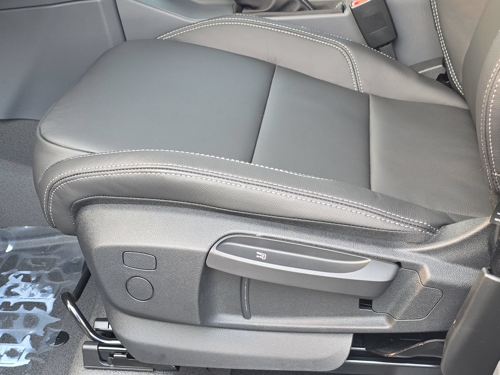 New 2026 INEOS Grenadier Station Wagon AWD/4WD image 17