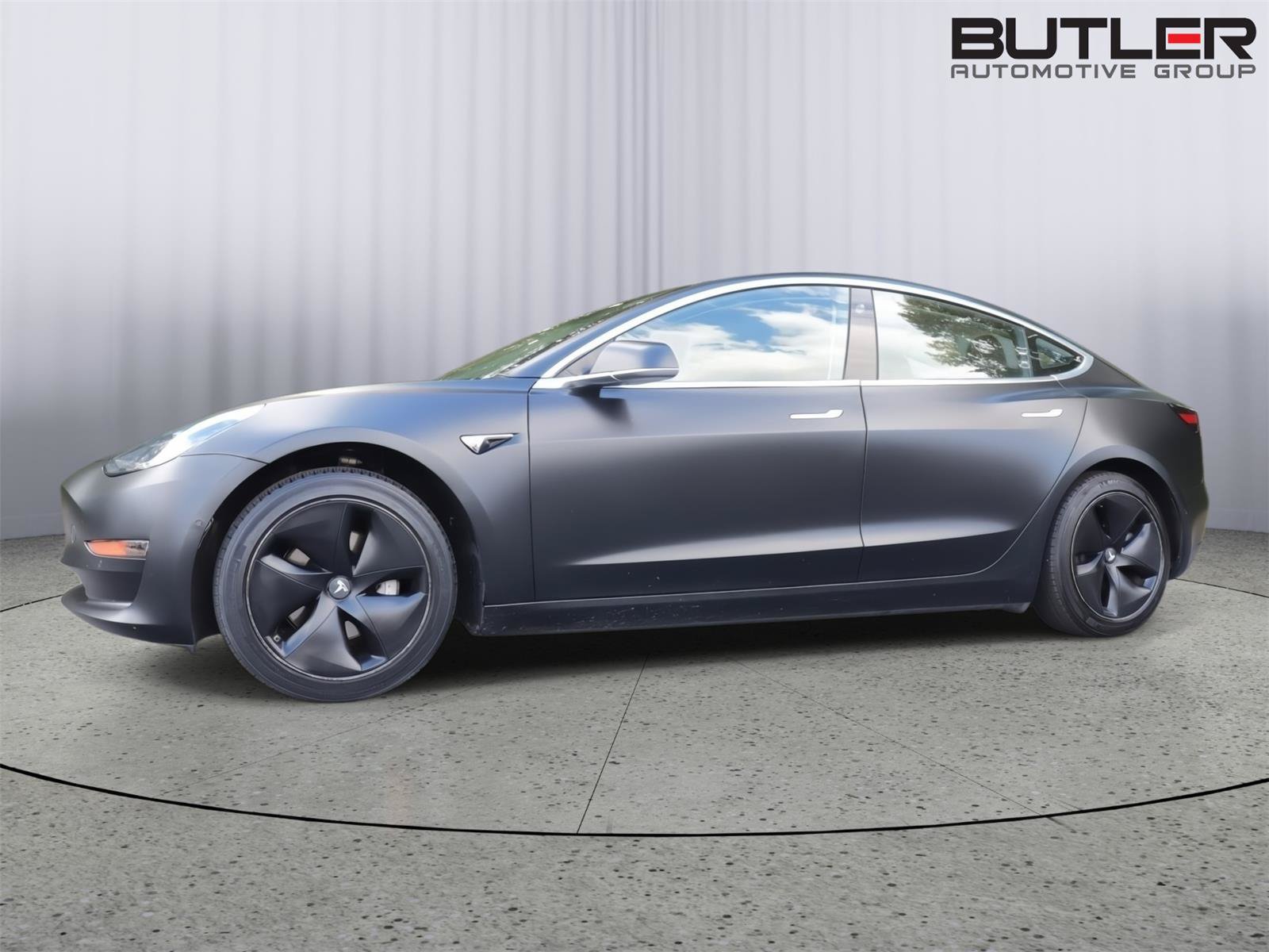 Used 2018 Tesla Model 3 Mid Range