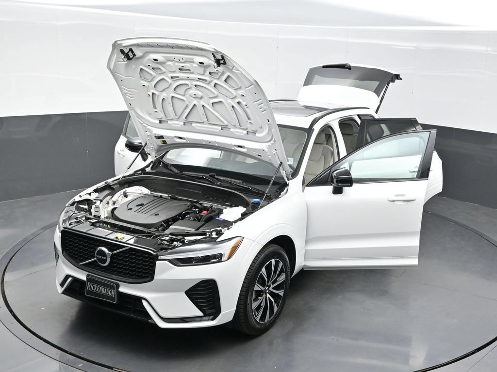 Used 2024 Volvo XC60 B5 Core w/ Protection Package Premier AWD/4WD image 37