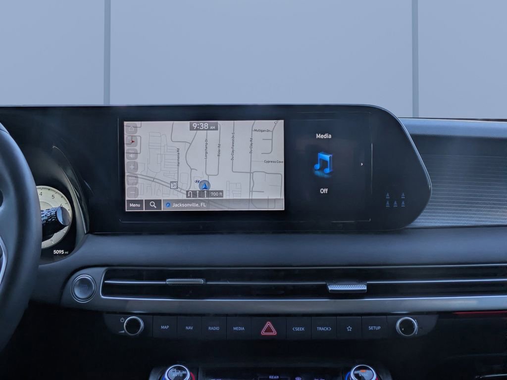 Used 2024 Hyundai Palisade Limited image 19