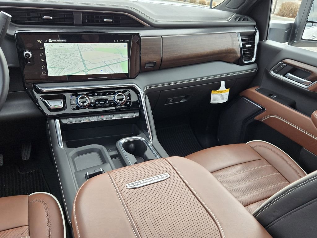 New 2025 GMC Sierra 2500 Denali Ultimate image 35