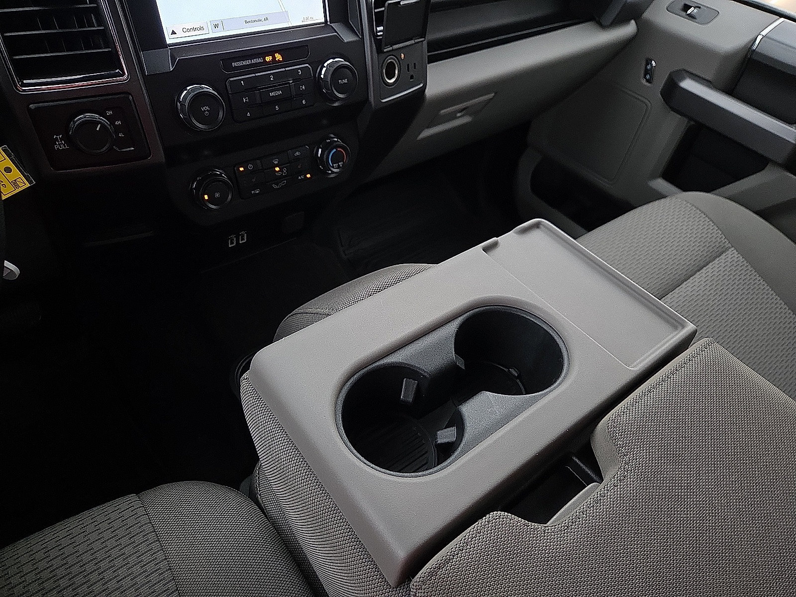 Certified 2019 Ford F150 XLT w/ Equipment Group 302A Luxury AWD/4WD image 25