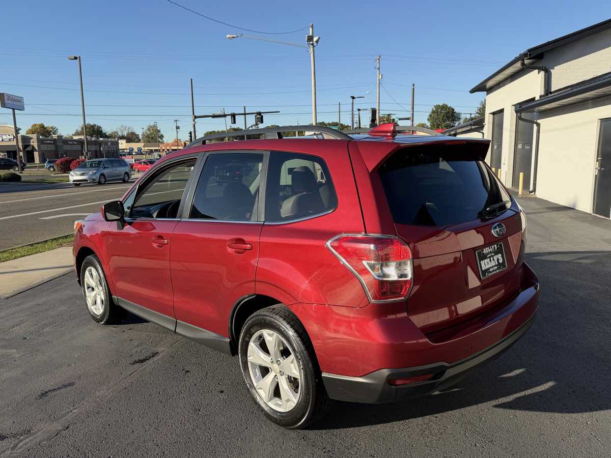 Used 2016 Subaru Forester 2.5i Limited AWD/4WD image 3