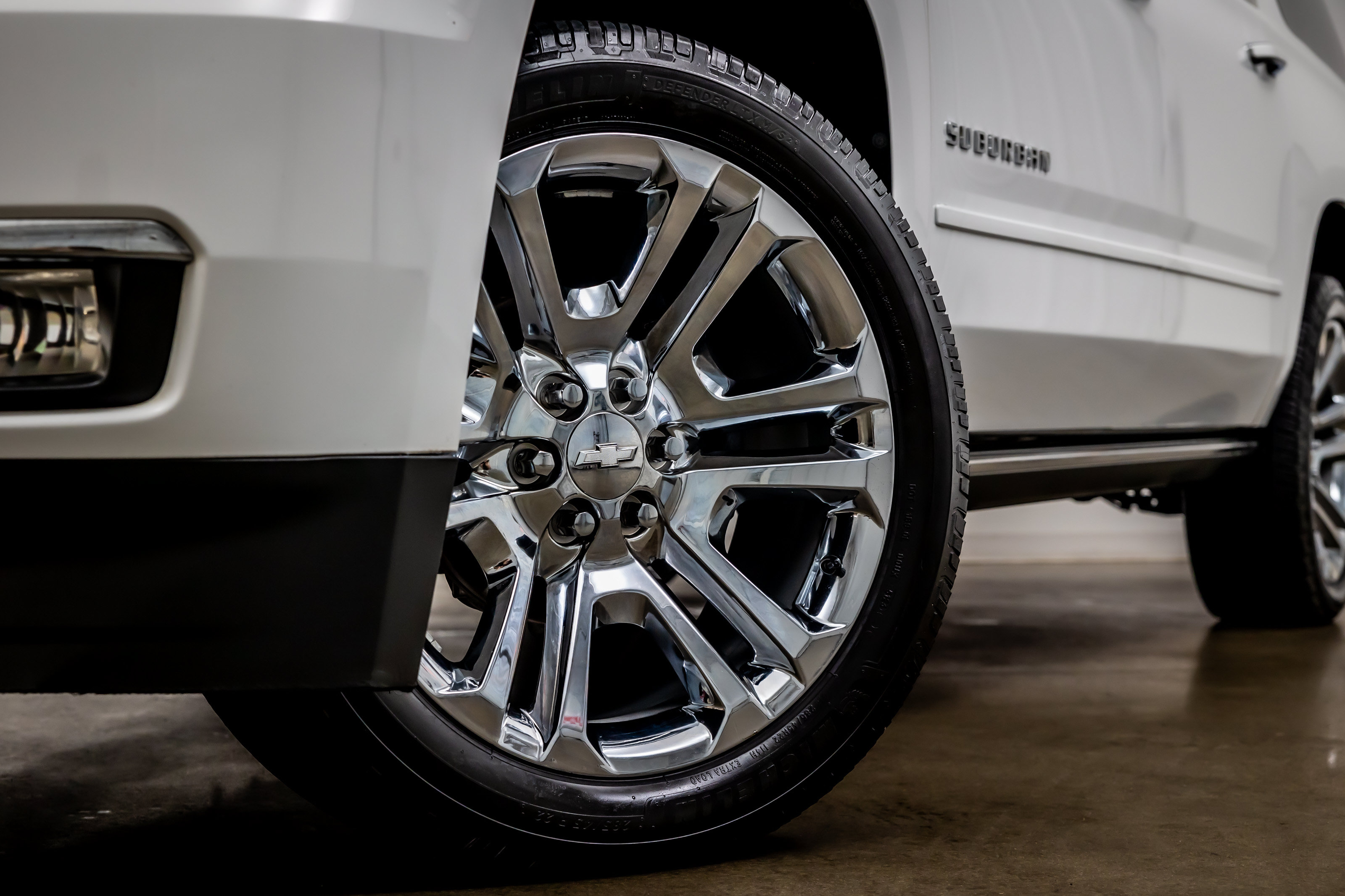 Used 2020 Chevrolet Suburban Premier w/ Premier Plus Edition RWD image 23