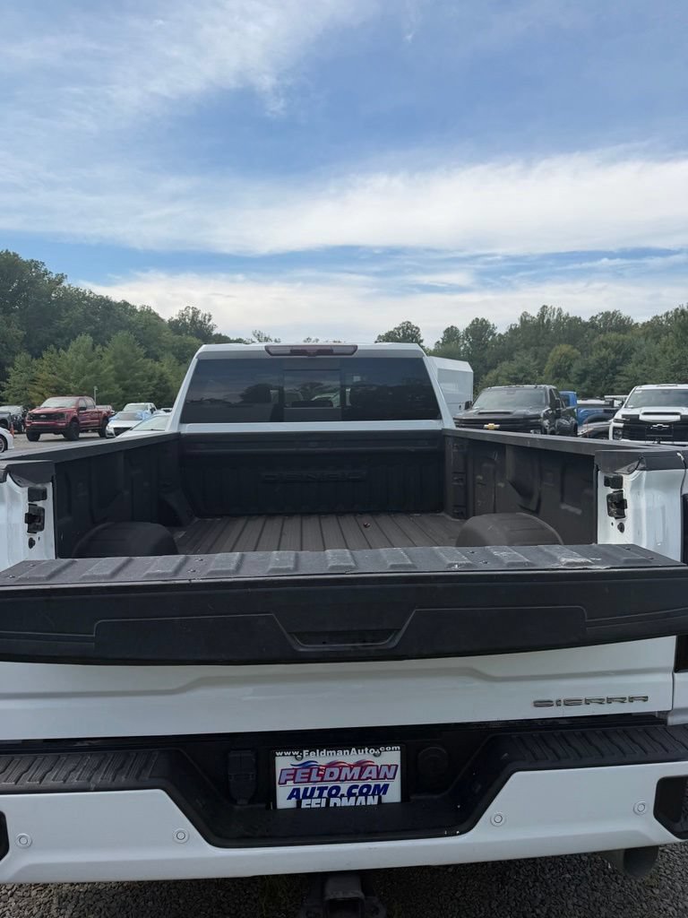 Used 2023 GMC Sierra 3500 Denali AWD/4WD image 28