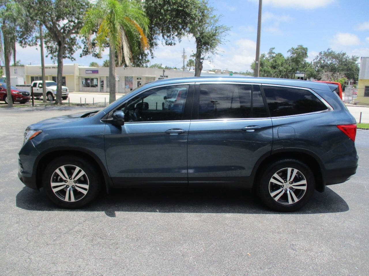 Used 2016 Honda Pilot EX image 5