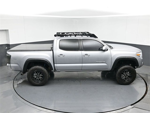 Used 2021 Toyota Tacoma TRD Off-Road image 39