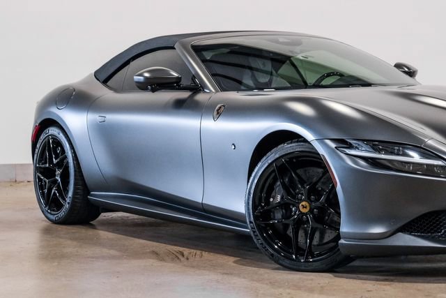 Used 2025 Ferrari Roma Spider image 29