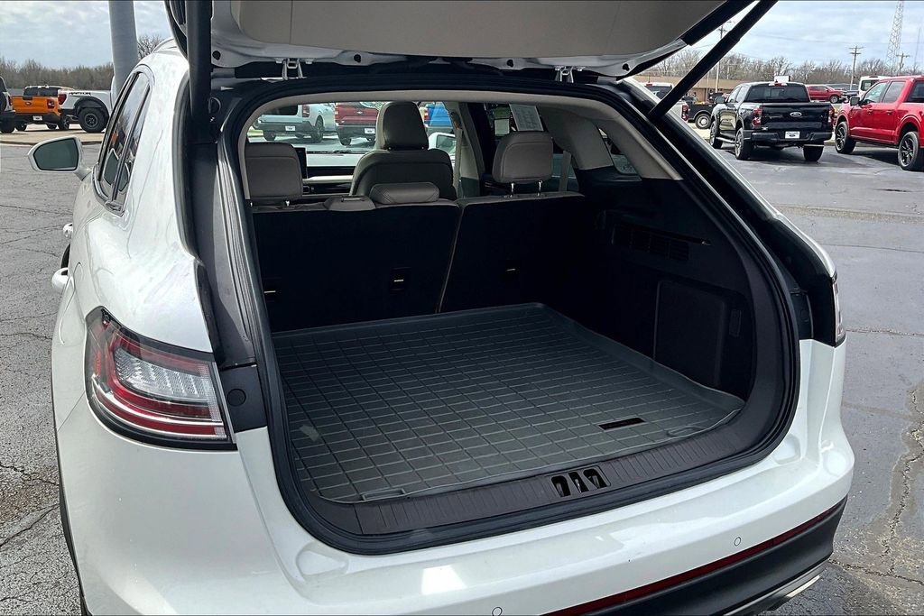 Used 2022 Lincoln Nautilus Reserve image 8