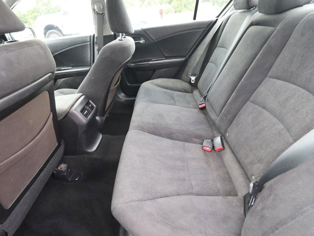 Used 2013 Honda Accord EX image 12