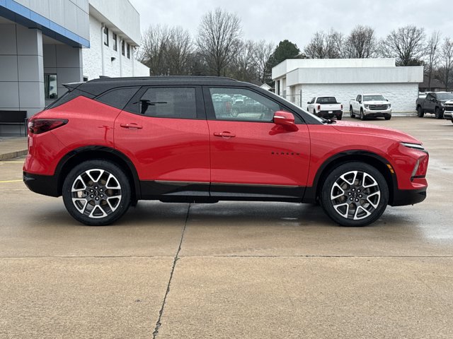 Used 2023 Chevrolet Blazer RS w/ Driver Confidence II Package image 2