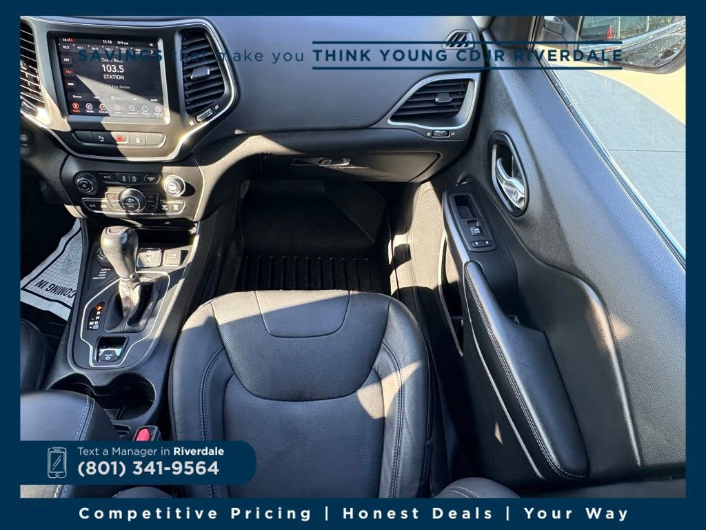 Used 2021 Jeep Cherokee Latitude Lux w/ Comfort/Convenience Group image 16