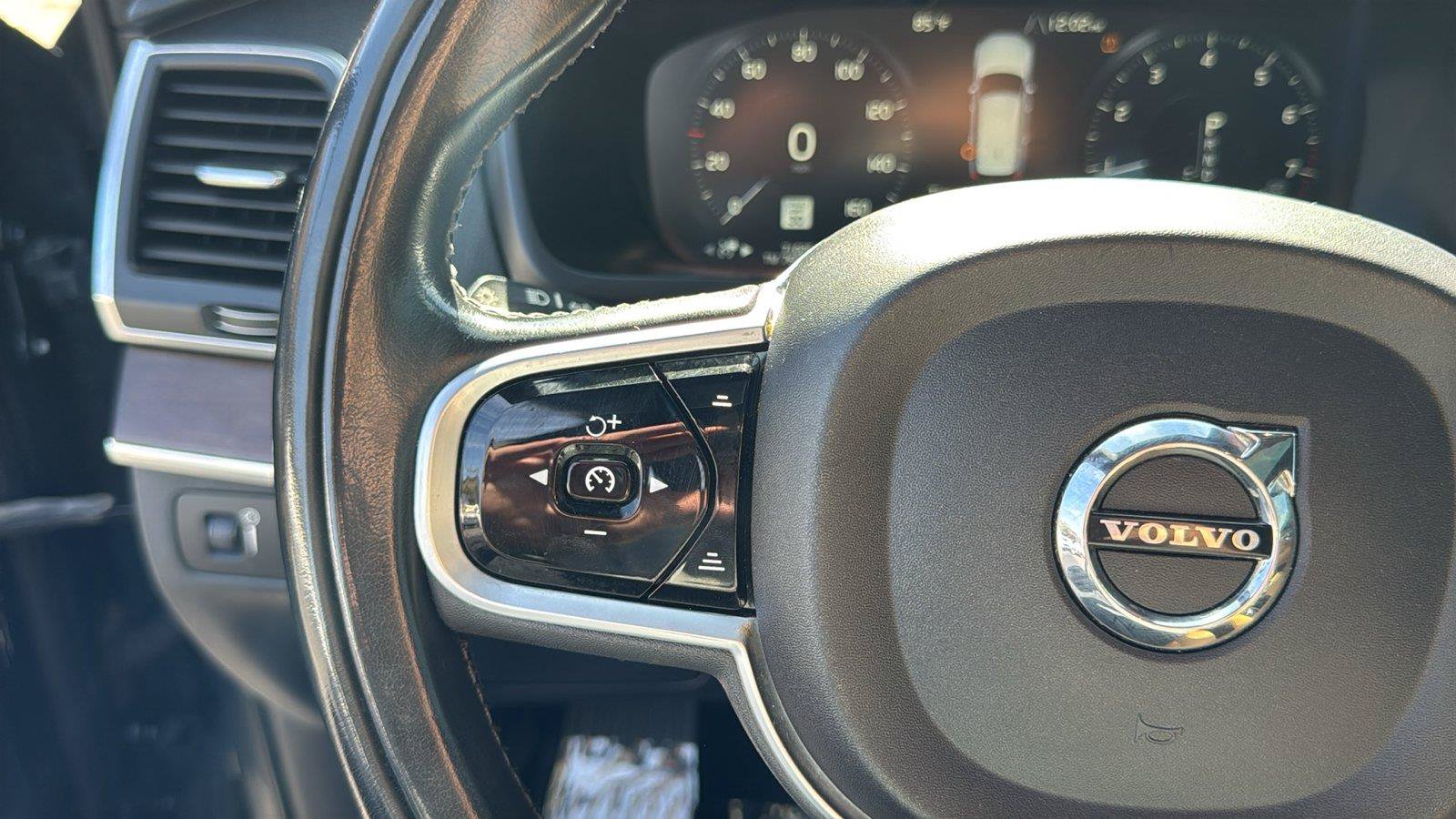 Used 2019 Volvo XC90 T6 Momentum w/ Advanced Package AWD/4WD image 13