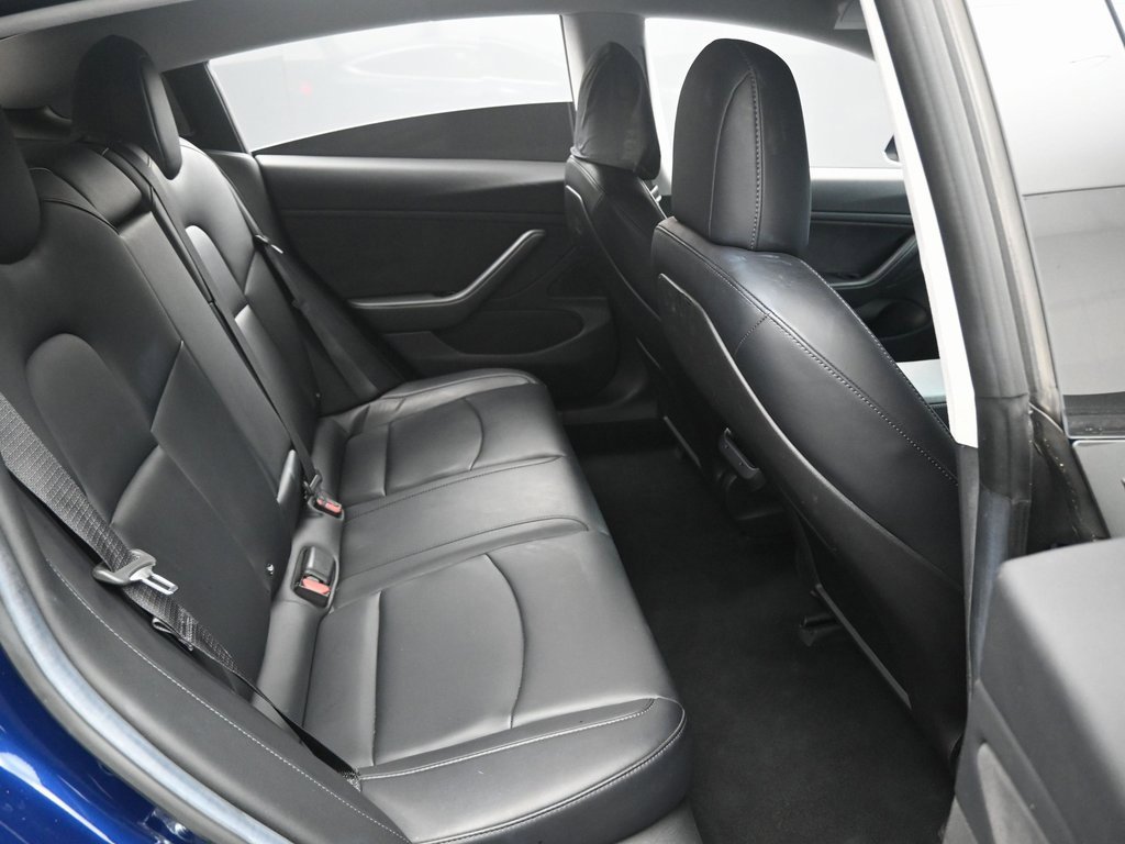Used 2017 Tesla Model 3 Long Range image 33