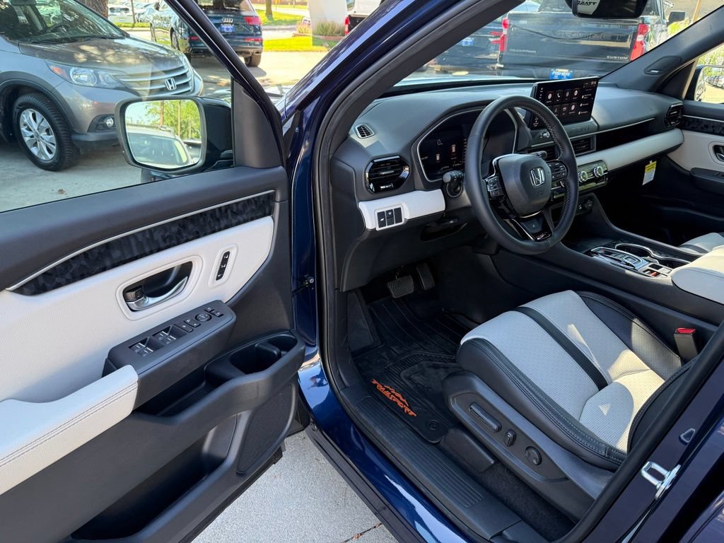 Used 2026 Honda Passport TrailSport Elite image 14