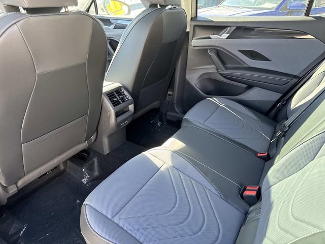 New 2026 Volkswagen Tiguan SE image 10