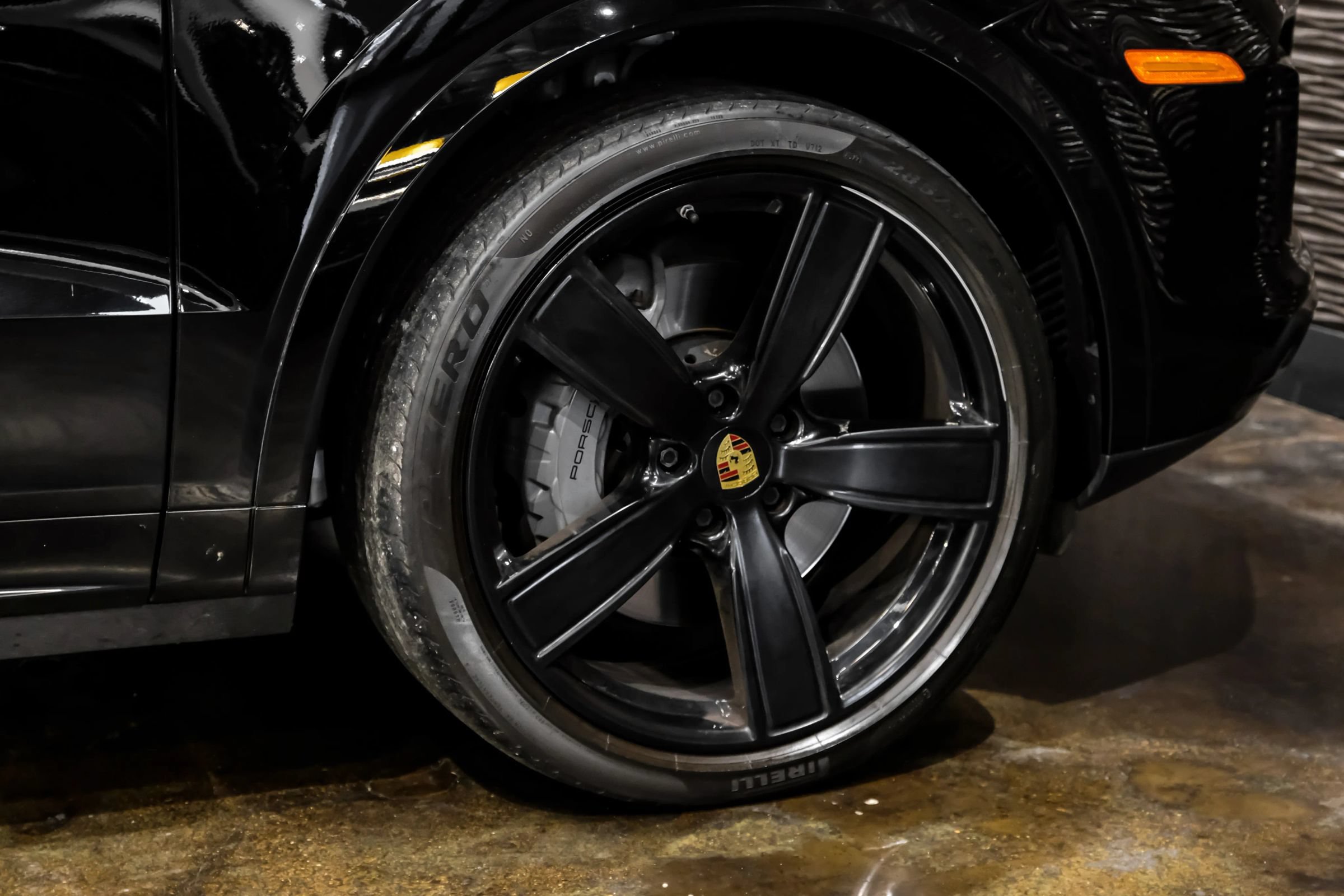Used 2019 Porsche Cayenne S AWD/4WD image 45