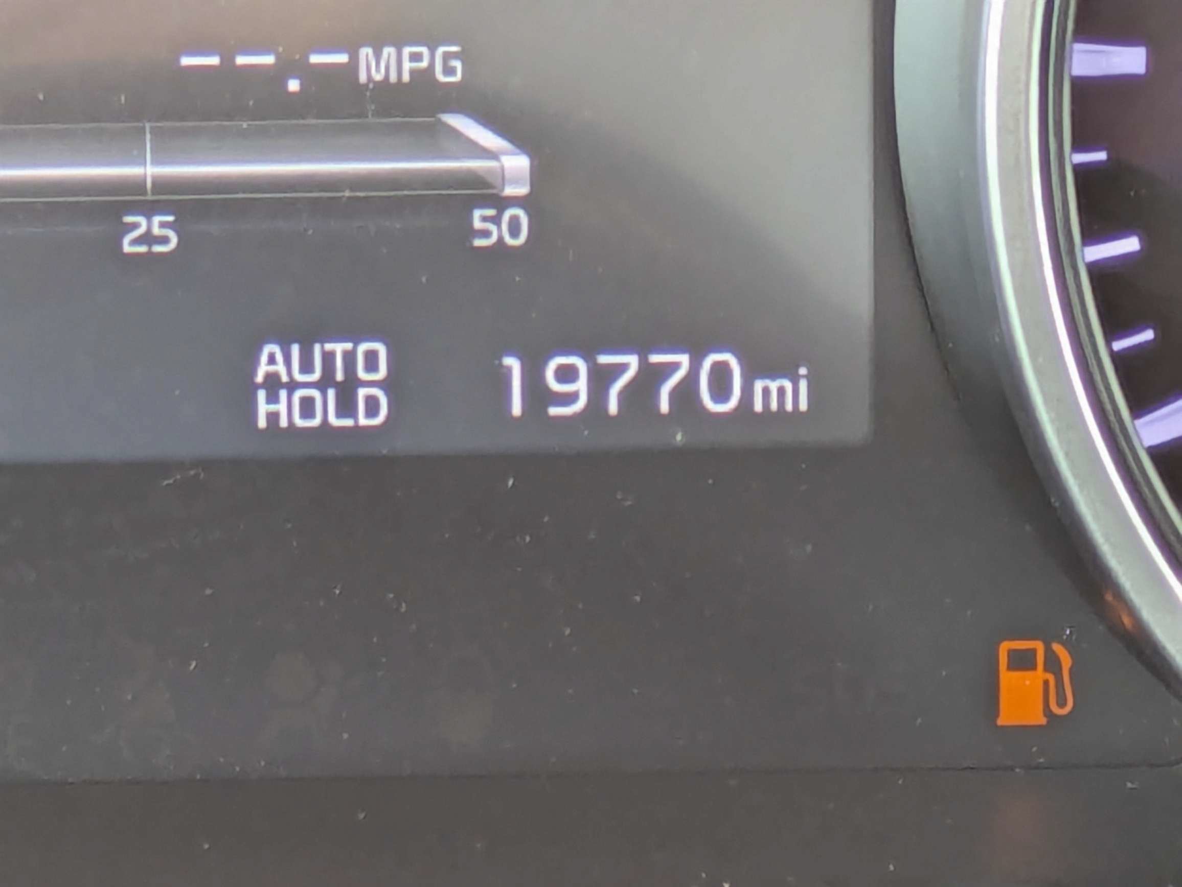 Certified 2024 Kia Carnival EX FWD image 36