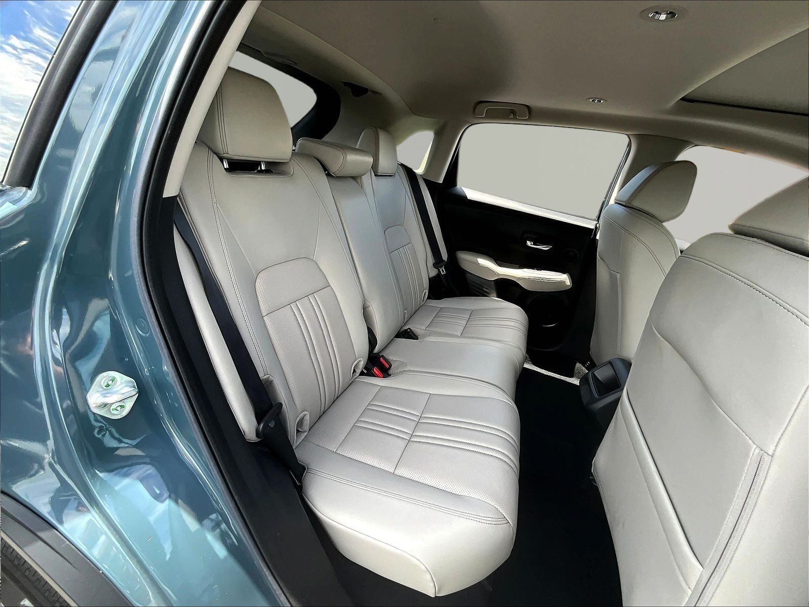 Used 2024 Honda HR-V EX-L image 23