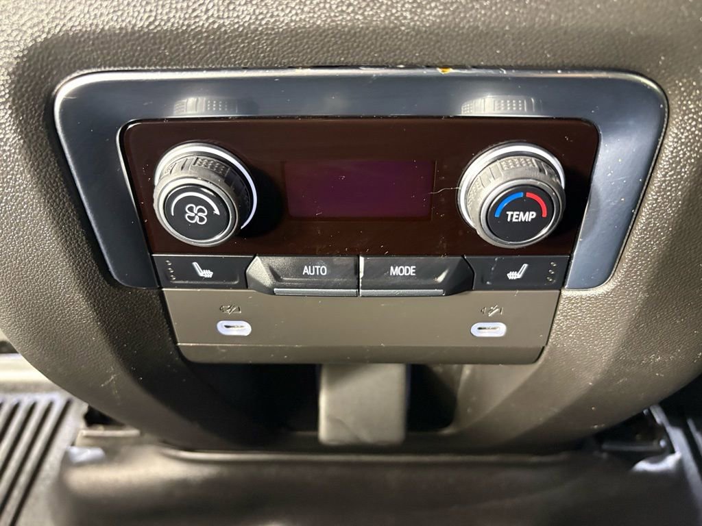 Used 2022 Chevrolet Tahoe Premier w/ Premium Package 2 image 41