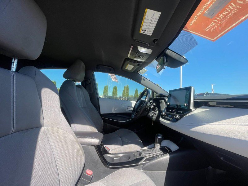 Used 2021 Toyota Corolla SE FWD image 3