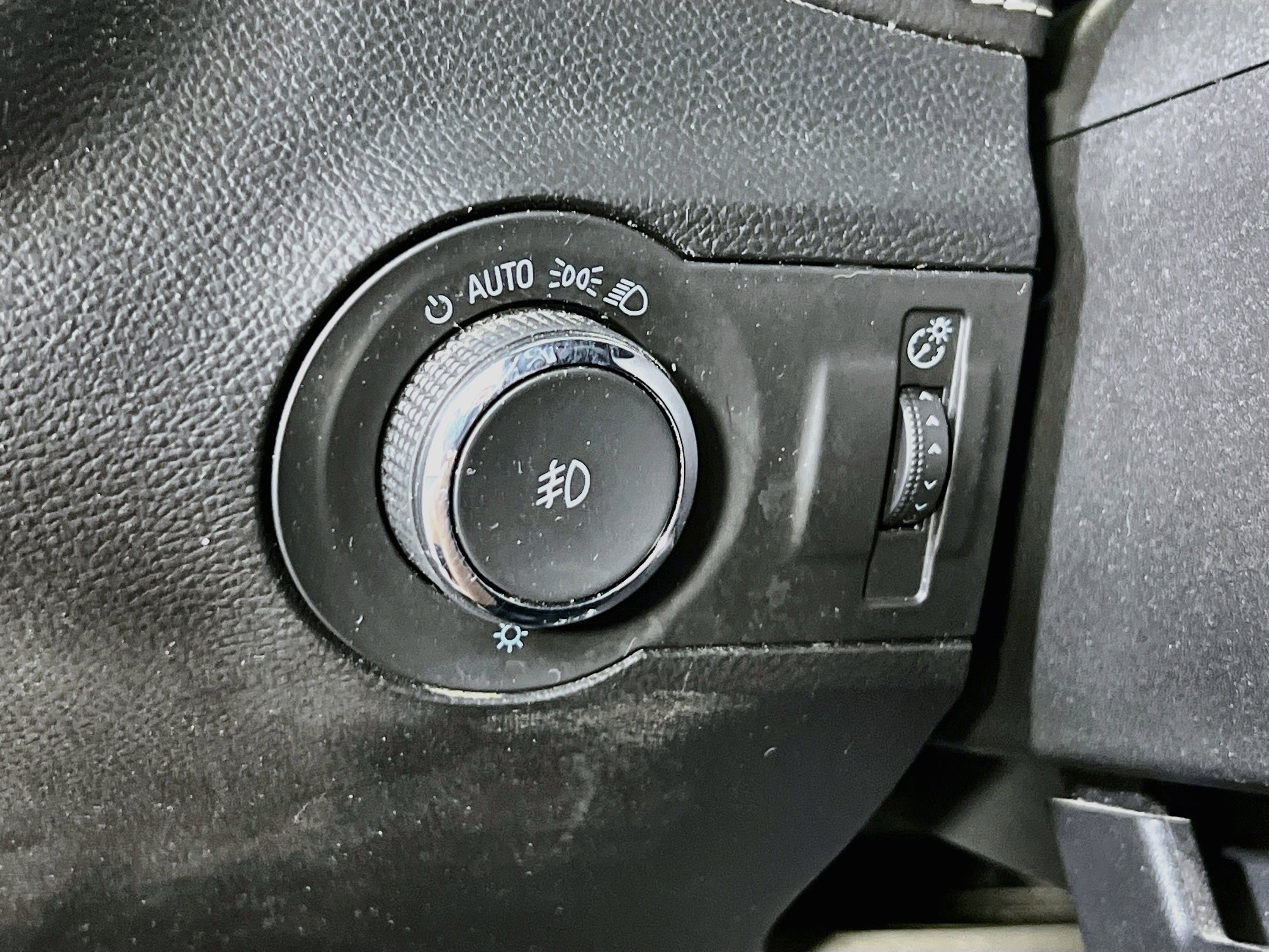 Used 2015 Chevrolet Camaro SS w/ RS Package RWD image 10