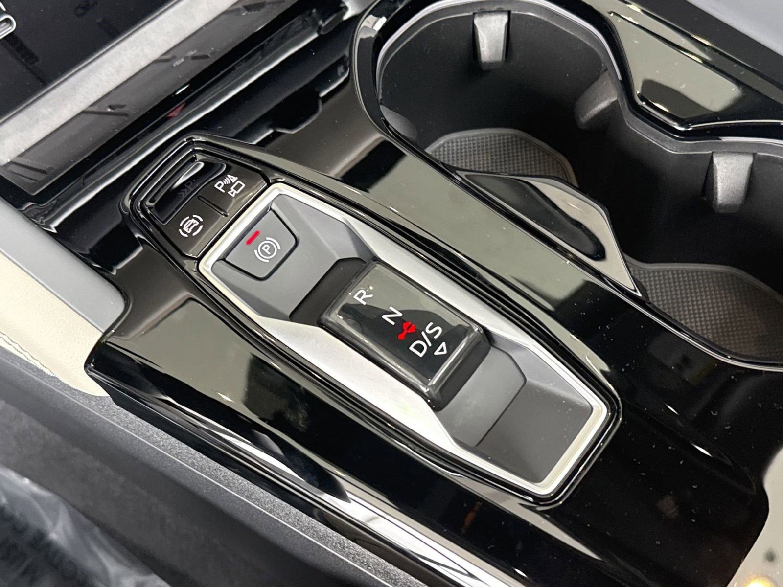 Used 2025 Audi Q5 Prestige image 17