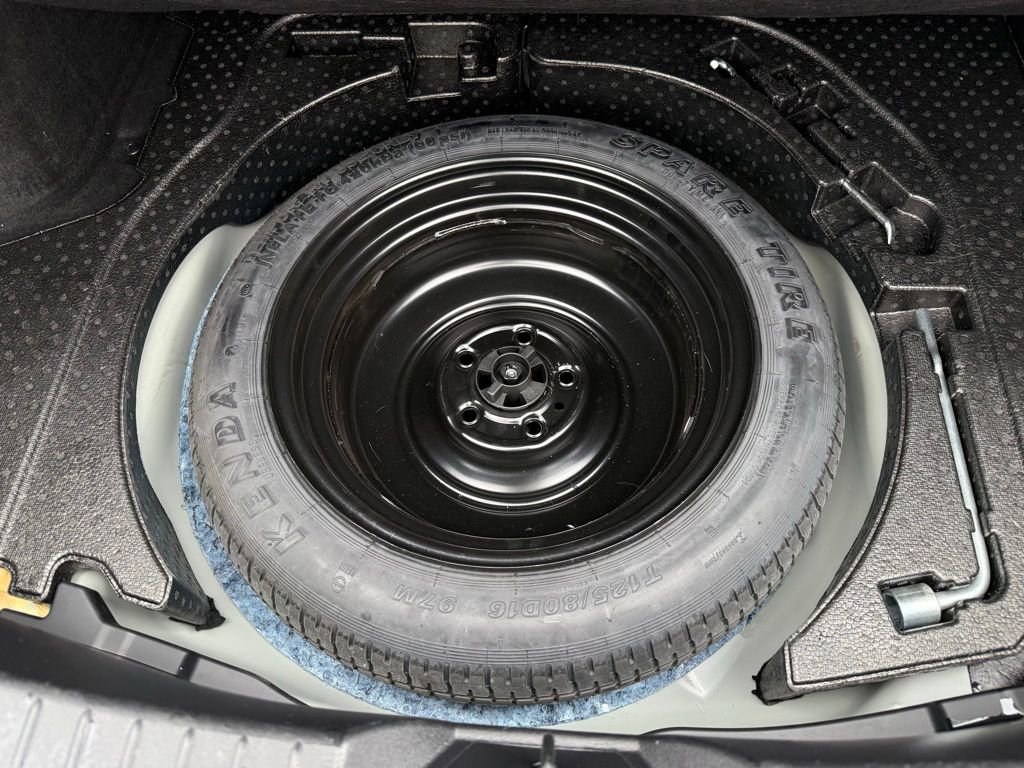 Used 2025 MAZDA MAZDA3 s image 25