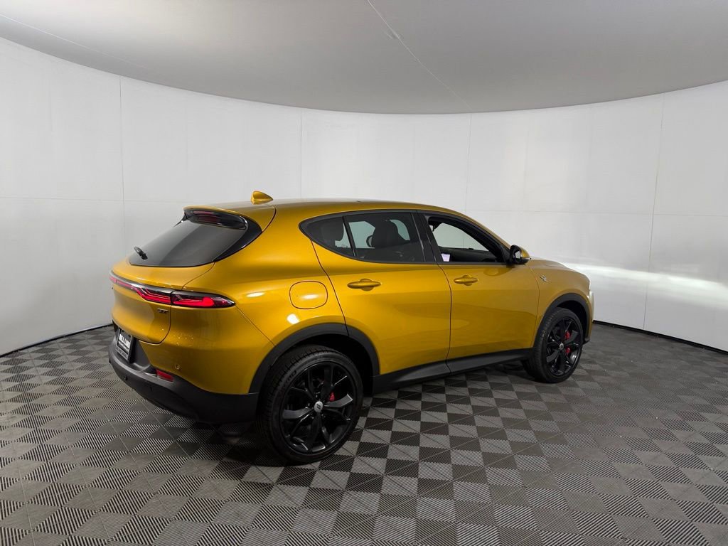 Used 2023 Dodge Hornet GT Plus w/ Track Pack image 7