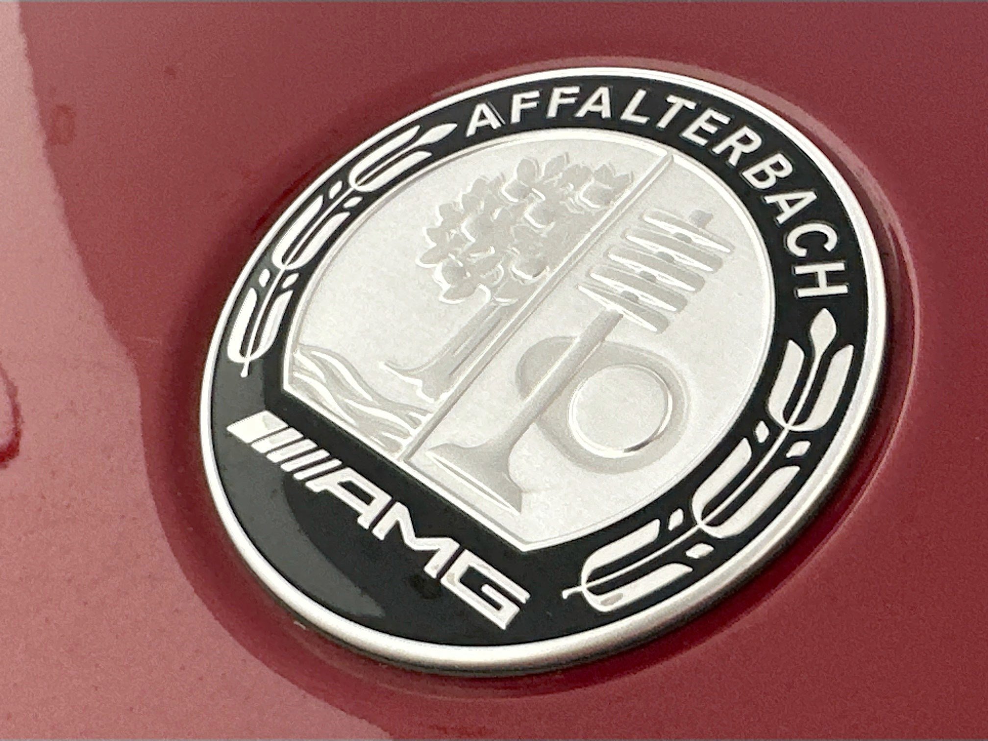 Used 2025 Mercedes-Benz GLC 43 AMG 4MATIC w/ Driver Assistance Package image 34