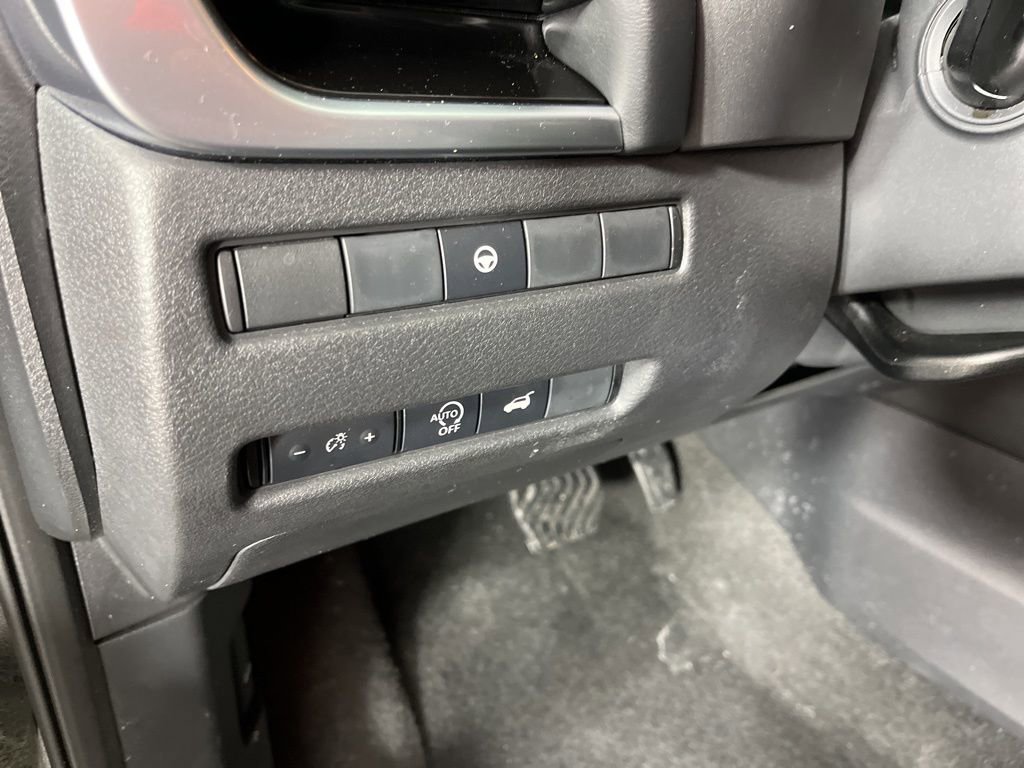 Used 2023 Nissan Rogue SL image 27