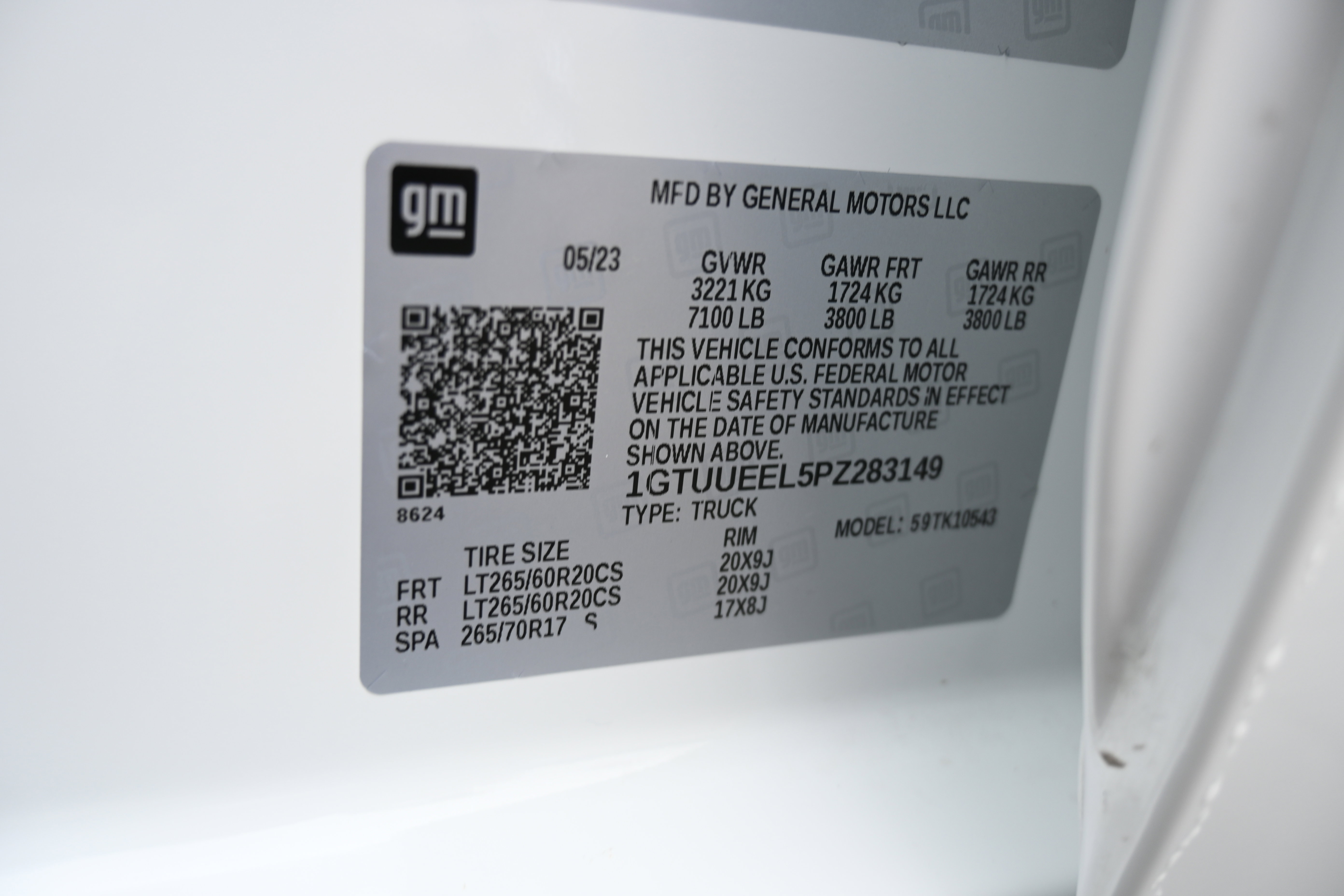 Used 2023 GMC Sierra 1500 AT4 w/ AT4 Premium Package image 12