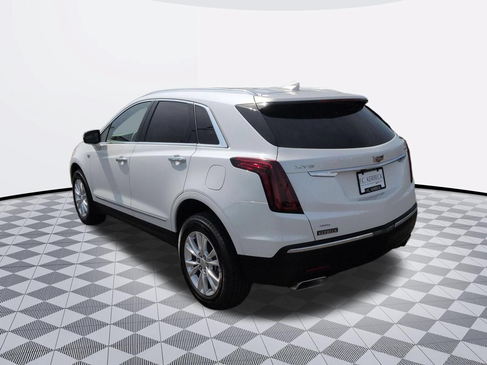 Certified 2025 Cadillac XT5 Luxury AWD/4WD image 5