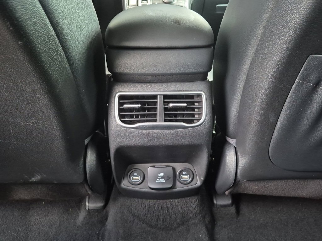 Used 2023 Hyundai Santa Fe Limited FWD image 38