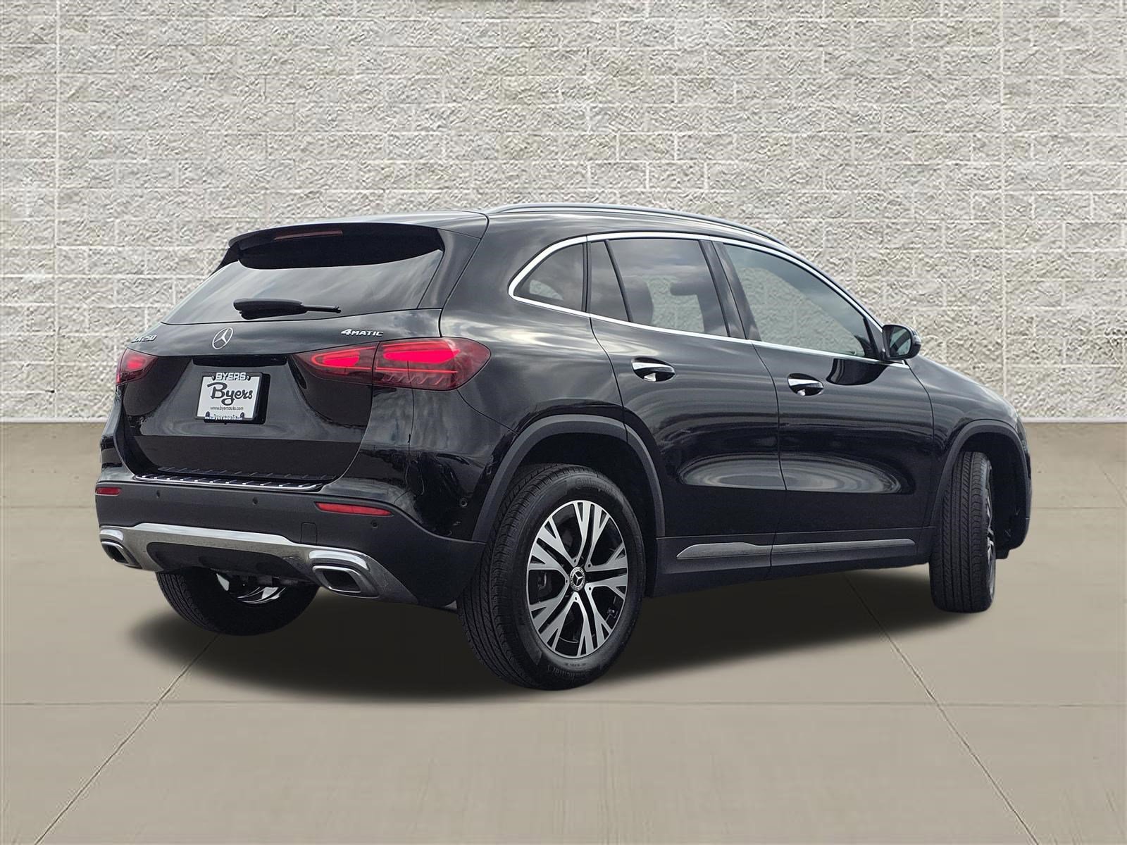 Used 2025 Mercedes-Benz GLA 250 4MATIC image 7