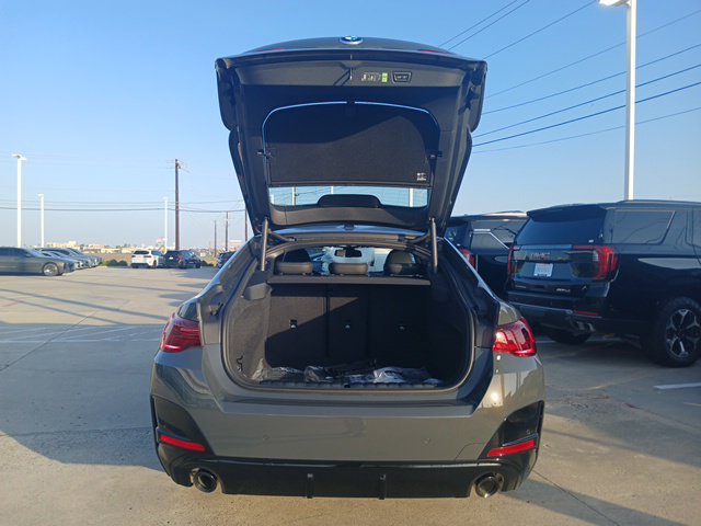 New 2026 BMW 430i w/ M Sport Package RWD image 9