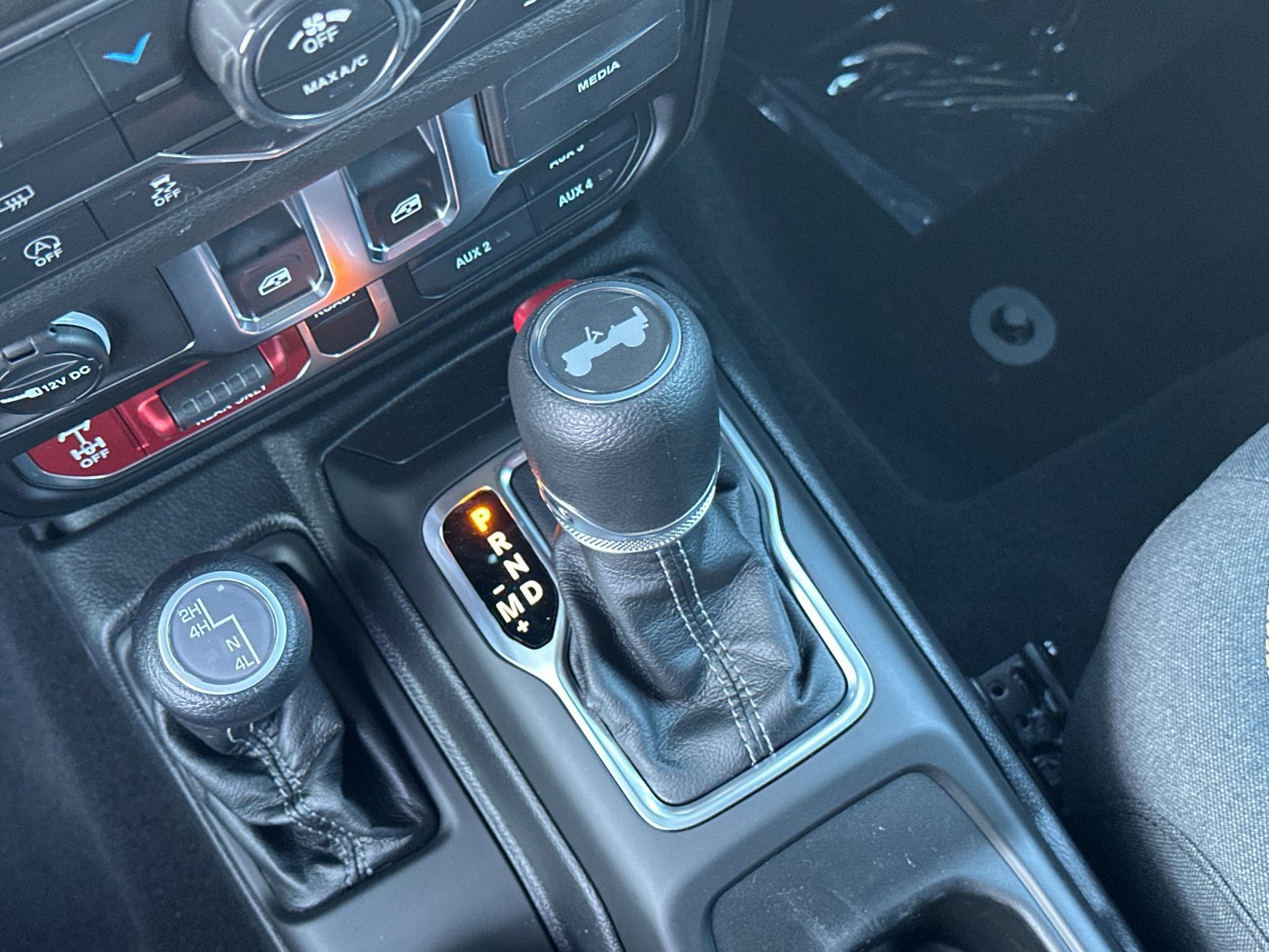 New 2026 Jeep Wrangler Sport AWD/4WD image 18