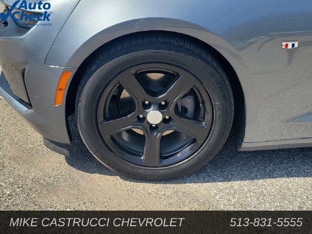 Used 2021 Chevrolet Camaro LT RWD image 9