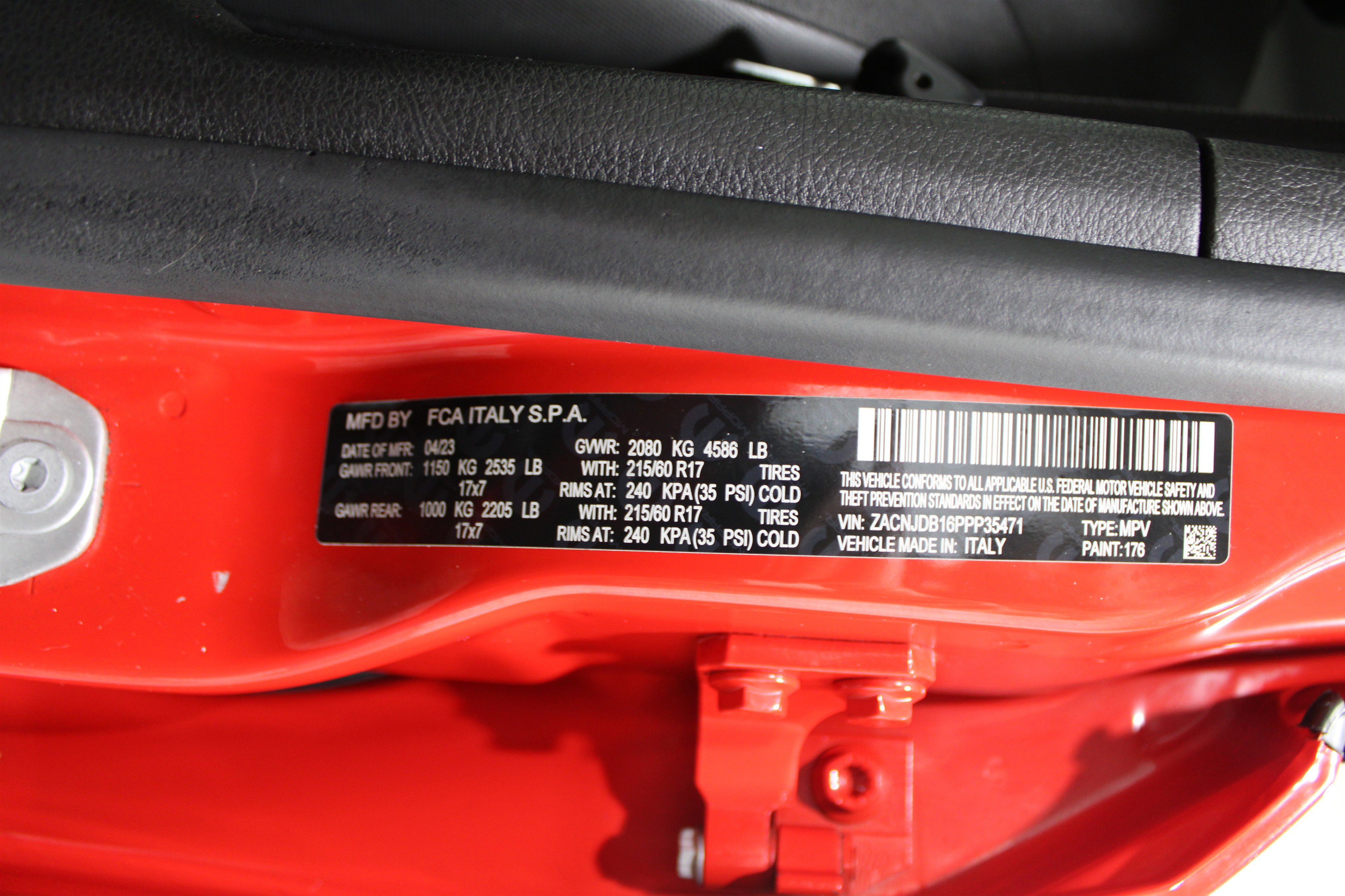 Used 2023 Jeep Renegade Latitude w/ Premium Group image 43