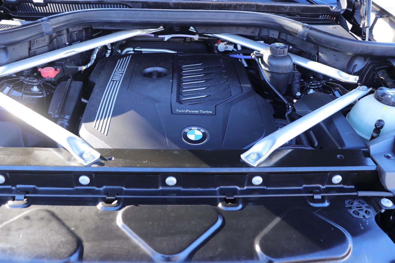 Used 2021 BMW X5 sDrive40i w/ Premium Package image 41