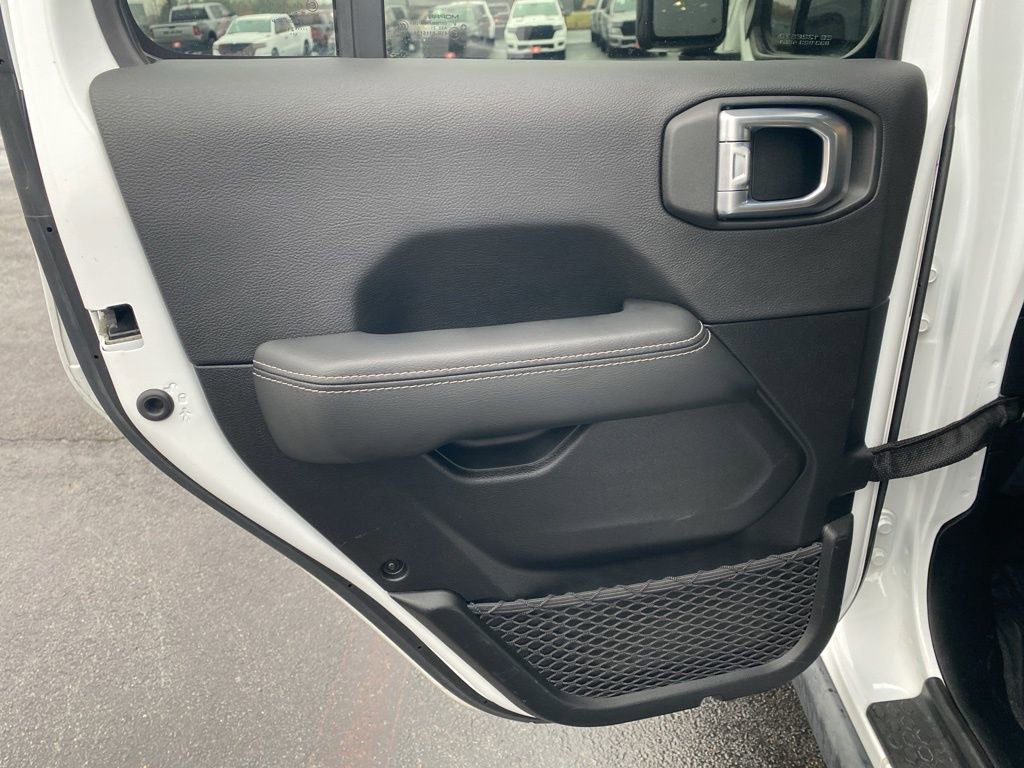 Used 2021 Jeep Gladiator Rubicon image 34