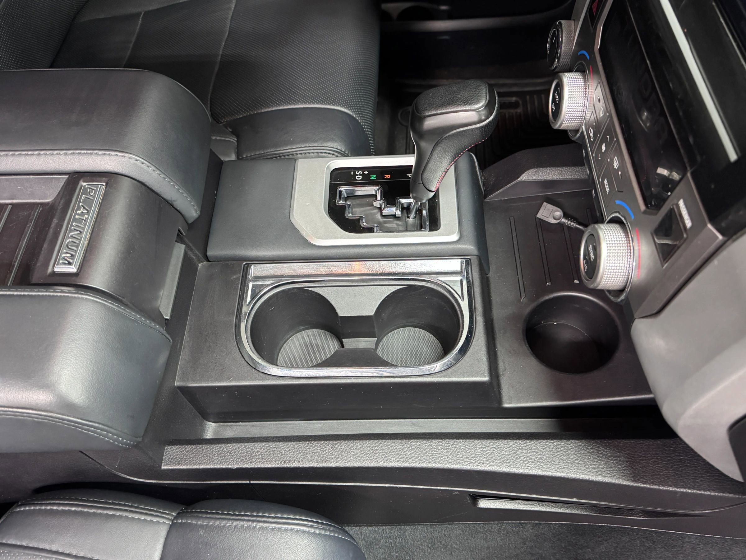 Used 2014 Toyota Tundra Platinum image 13